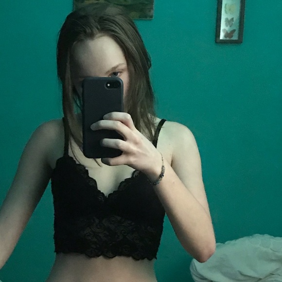 Out From Under Bralette - Picture 5 of 6